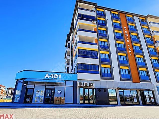 KAYNARCA MAHALLESİ'NDE HASARS*Z 3+1 SON KAT LÜKS DAİRE