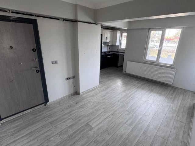 ŞEHİR HASTANESİ VE ÜNİVERSİTEYE YAKIN, 1+1 DAİRE FIRSATI!