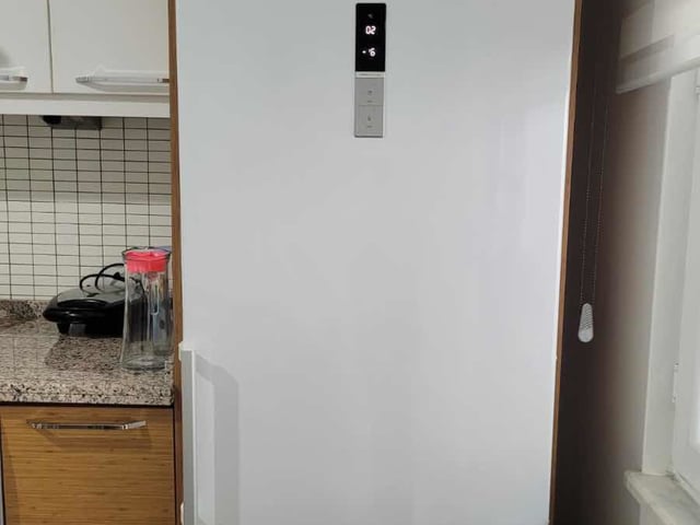 ERTUĞRULGAZİ ACIBADEM YAKINI EŞYALI KİRALIK 3+1 BAKIMLI DAİRE