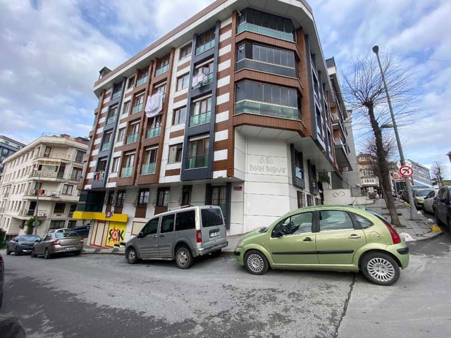 TEPEÜSTÜNE YAKIN İNÖNÜ CADDESİ ÜZERİNDE FIRSAT 2+1