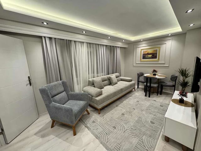 TALATPAŞA’DA YENİ BİNADA SIFIR EŞYALI KİRALIK 1+1 DAİRE