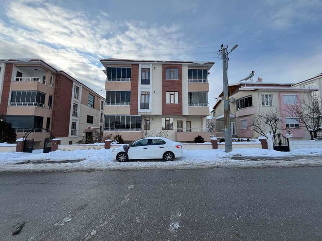 REMAX DEM'DEN KAZIM KARABEKİR MAH FERAH 3+1 KİRALIK DAİRE