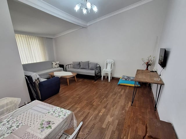RE/MAX İNCİ'DEN AVŞA ADASINDA DENİZE YAKIN SATILIK EŞYALI 2+1 DAİRE