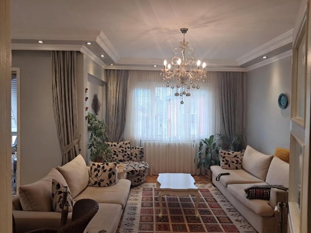 REMAX SMART ' DAN İÇERENKÖY ÜN EN NEZİH SOKAĞINDA SATILIK 3+1