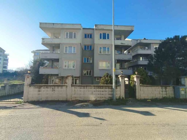 KOÇ ORTA OKULUNA 1 DAKİKA MESAFEDE 4+1 KİRALIK DAİRE