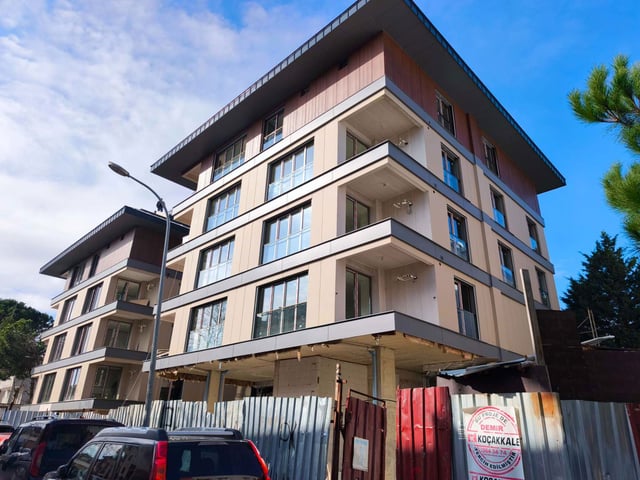 REMAX ABC DEN SATILIK 2+1 DAİRE ÇENGELKÖY BOSNA BULVARI 2. BİNA