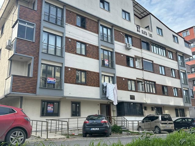 ÇAYIROVA ATATÜRK MAHALLESİ 374. SOKAKTA KİRALIK 2+1 DAİRE