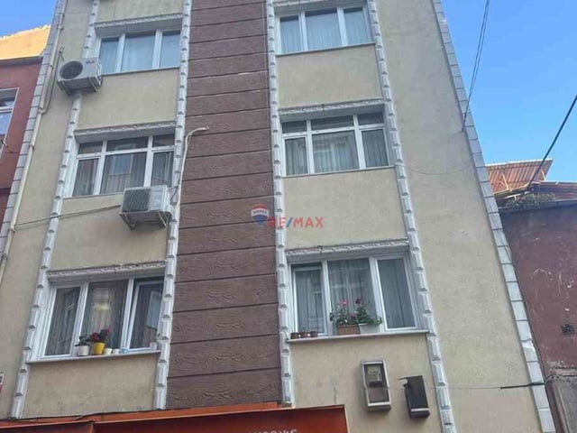 FATİH SAMATYA'DA SATILIK 3+1 ÇOK TEMİZ DAİRE