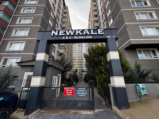 BAYRAKTEPE'DE NEW KALE SITESINDE MASRAFSIZ SATILIK 3+1 DAIRE