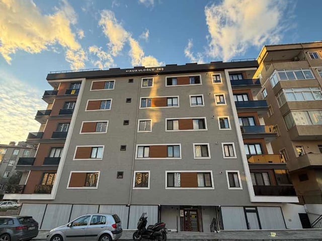 FINANS MERKEZINE YAKIN 2+1 SATILIK DAIRE