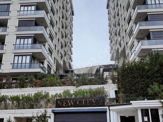 NEWCİTY 2.ETAP SADIKOĞLU INŞAAT  E.BANYOLU  2+1 SATILIK DAİRE!!!