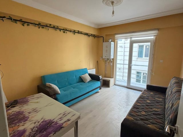 *ERENLER MAHALLESİNDE  2+0 BALKONLU KİRALIK DAİRE*