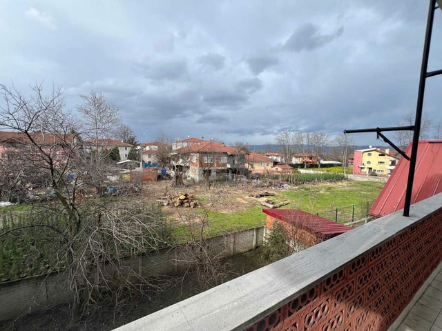 REMAX VİRA ÜLKÜ ÇAKAR'DAN SAPANCA'DA KİRALIK DAİRE