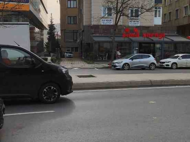 MERKEZI KONUMDA KAPALI MUTFAK BÜYÜK 1+1 SATILIK EV