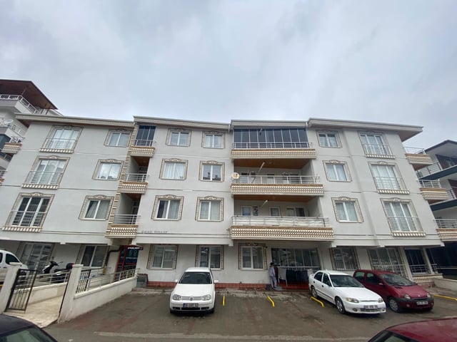 KÜÇÜKKAYAŞ MAH 6+2 ÖZEL BAHÇELİ DAİRE