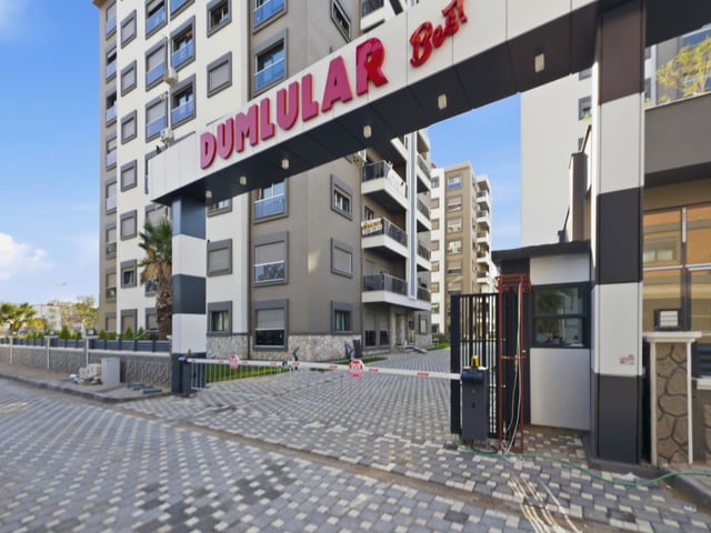 ATAŞEHİR'İN MERKEZİNDE HAVUZLU SİTEDE KİRALIK DAİRE