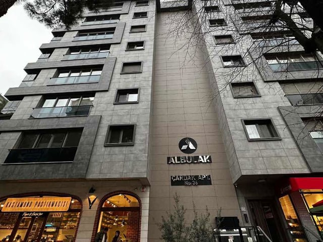 ERENKÖY ÖMERPAŞA'DA MODERN TERASLI BALKONLU KIRALIK 3+1