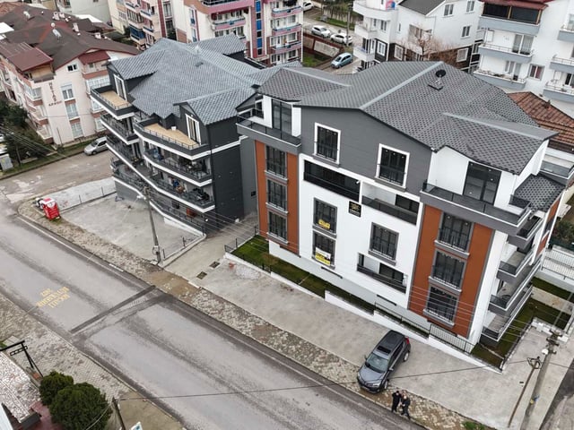 GÖLCÜK PİYALEPAŞA MAHALLESİNDE 2+1 ARA KAT DAİRE