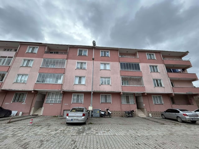 M.K.PAŞA MERKEZDE SATILIK 3+1 DAİRE