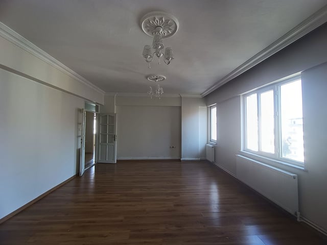 REMAX GÖKÇEM YELİZ GEMİCİ'DEN YEDİTEPE MAHALLESİ'NDE 3+1 KİRALIK DAİRE