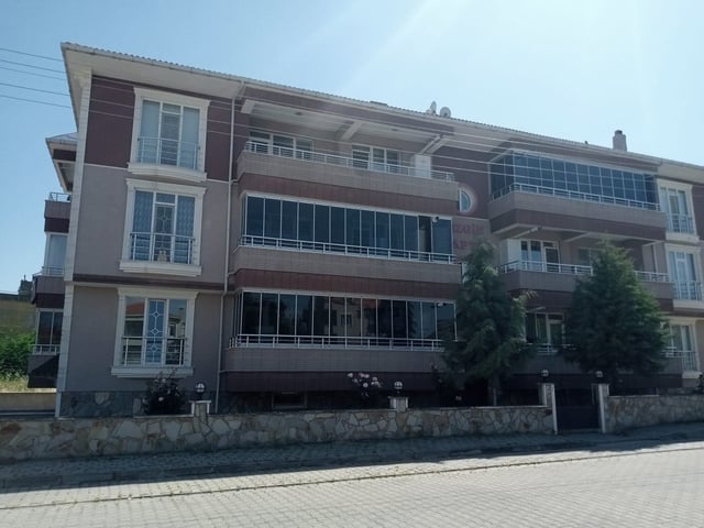 KIRKLARELİ BABAESKİ HAMİDİYE MAH. 3+1 150M2 SATILIK DAİRE