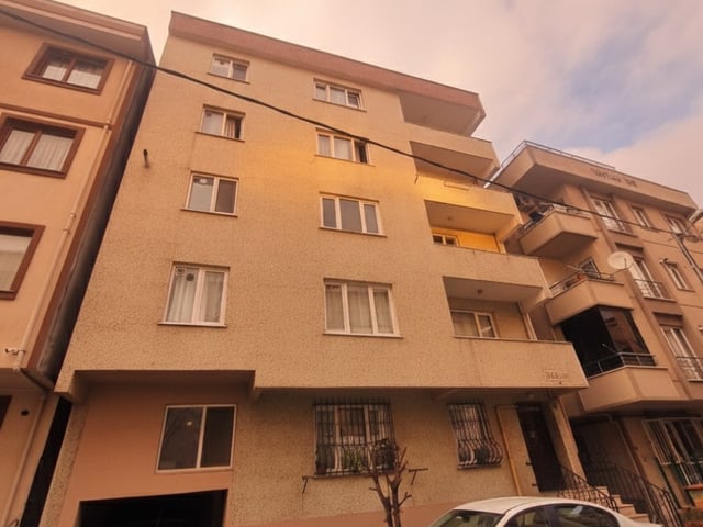 MECLİS MH. METROYA 3 DK YÜRÜME MESAFESİ 2+1 KİRALIK DAIRE