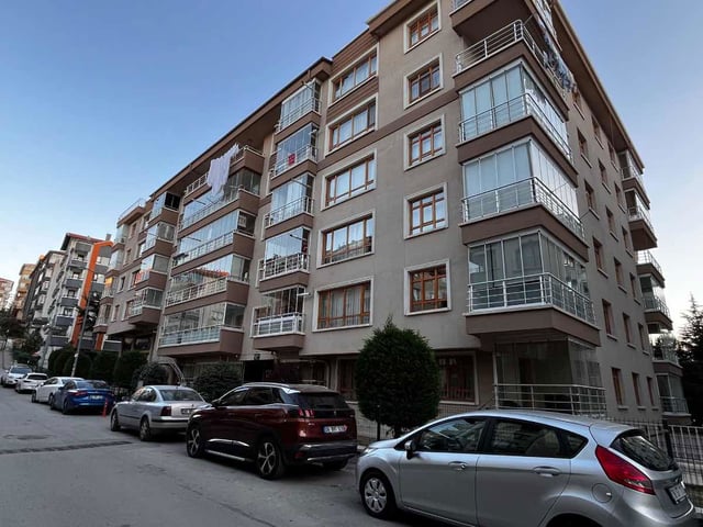 ÇANKAYA ÖVEÇLER EBEVEYN BANYO, ASANSÖRLÜ ARAKAT 3+1 DAIRE