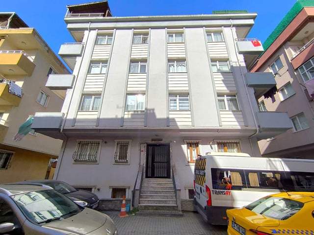 REMAX ASHİLL ÜMRANİYE İNKILAP DA SATILIK 1+1 DAİRE