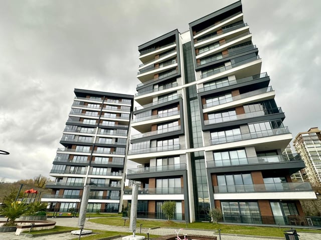 YALINCAK LİKAPARKTA FULL DENİZ MANZARALI 4+1 SATILIK DAİRE
