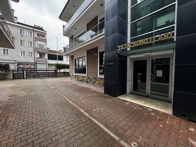 REMAX HÜR İLKE AYDAŞTAN ADAPAZARI MERKEZDE 2+1 KİRALIK DAİRE