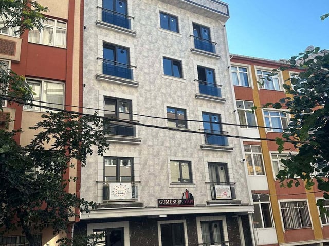 CADDE  ÜZERİ YENİ BİNADA  FUL EŞYALI  2+1 KİRALIK