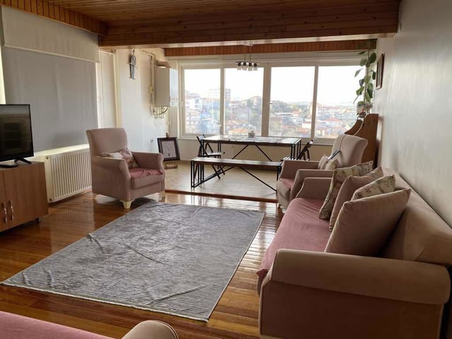 1+1 DENİZ MANZARALI EŞYALI KİRALIK DAİRE