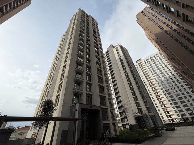 YENI FIKIRTEPE 16 DA 99 M2 BRÜT 2+1 BALKONLU KIRALIK SIFIR DAIRE
