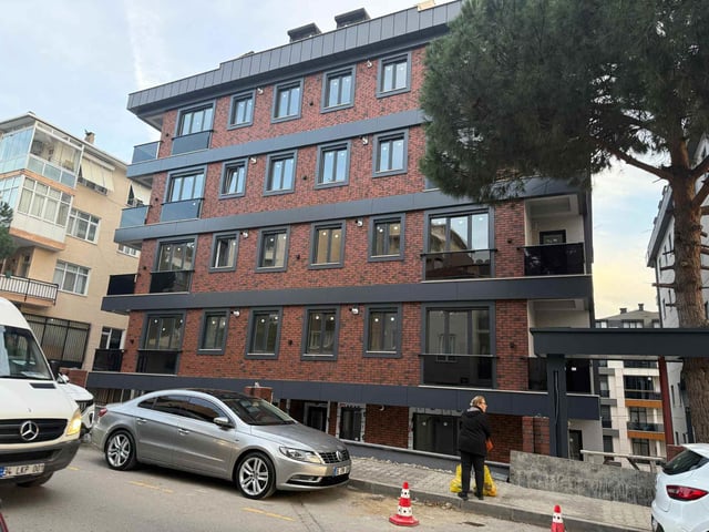 GALİPBEY'DE BAHÇE TERASLI SIFIR KİRALIK 3+1 DAİRE