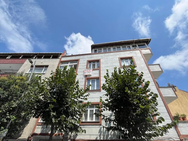 UĞURMUMCU MAHALLESINDE 6+2 CADDE ÜZERI DUBLEKS