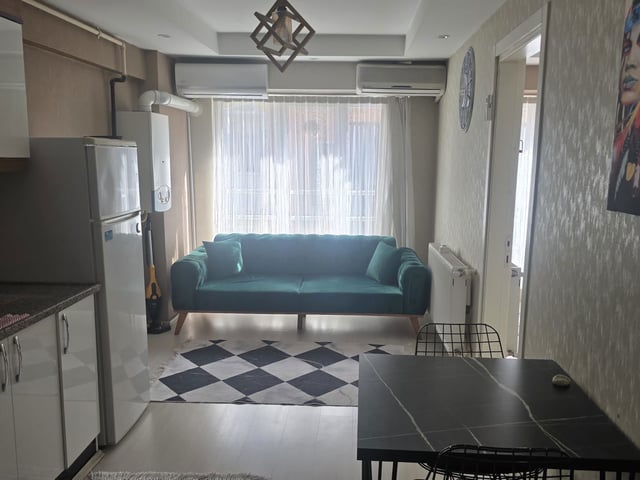 REMAX MODEL DEN İNCİLİPINAR DA 1+1 KİRALIK LÜKS APART