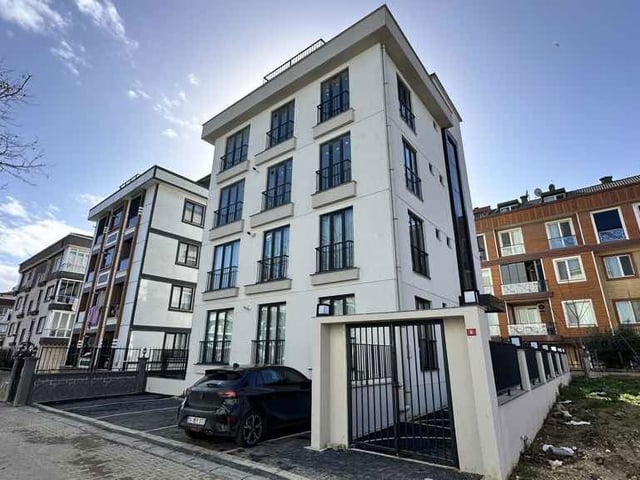 REMAX KAYA DENİZ VE GÖL MANZARALI DUBLEKS DAİRE