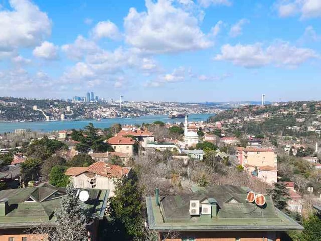 BEY KONAKLARININ KARŞISINDA LEBIDERYA BOGAZ MANZARALI 160 M2KIRALIK EV