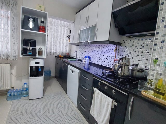 İZMIR POLIGON MAH. KOMPLE TADILATLI ARAKAT 3+1 SATILIK DAIRE