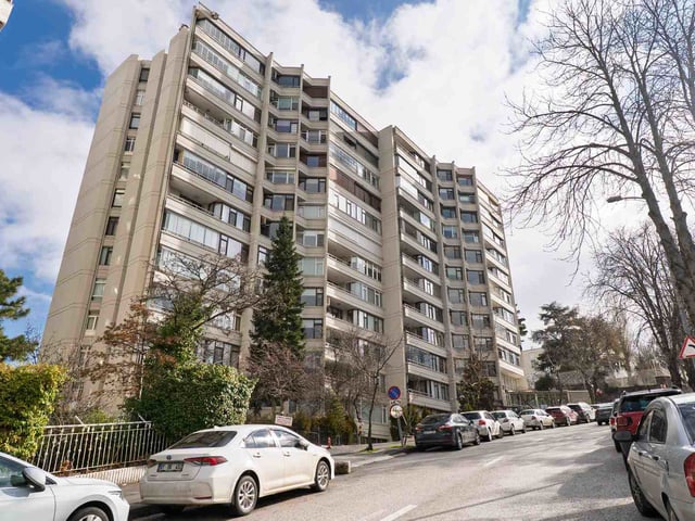 EŞSİZ KONUMUYLA ÇANKAYA TURAN EMEKSİZ SOK.'DA SATILIK DAİRE