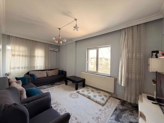 REMAX YENİ'DEN ANA CADDE ÜZERİ GENİŞ 4+1