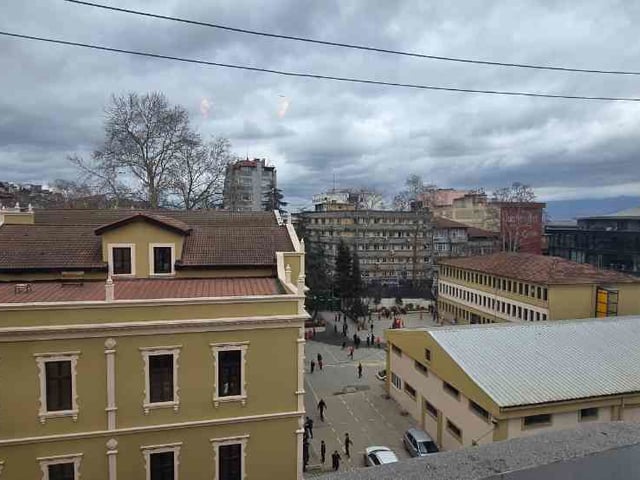 İZMİT CUM. PARKINDA İNÖNÜ CD.DE TİC. KUL.UYGUN 3+1 SATILIK DAİRE