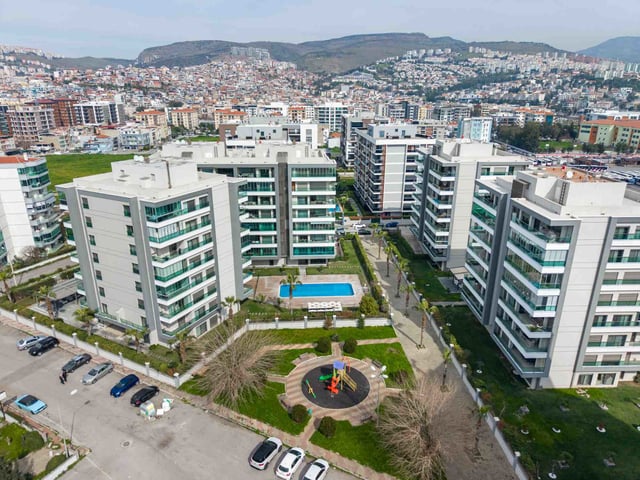 ATAŞEHİR ONAG NİLÜFER SİTESİNDE SATILIK ULTRA LÜX 3+1 DAİRE