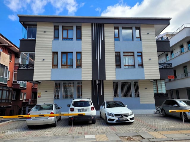 AŞAĞI ÖVEÇLER 1332.CAD 2+1 ÖN CEPHEDE BAKIMLI DAİRE