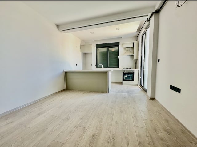 KENDİNE AİT GENİŞ TERASLI 2+1 SATILIK DAİRE