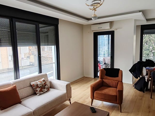SAHRAYICEDİD'DE MERKEZİ KONUMDA 7 YILLIK 2+1 SATILIK DAİRE