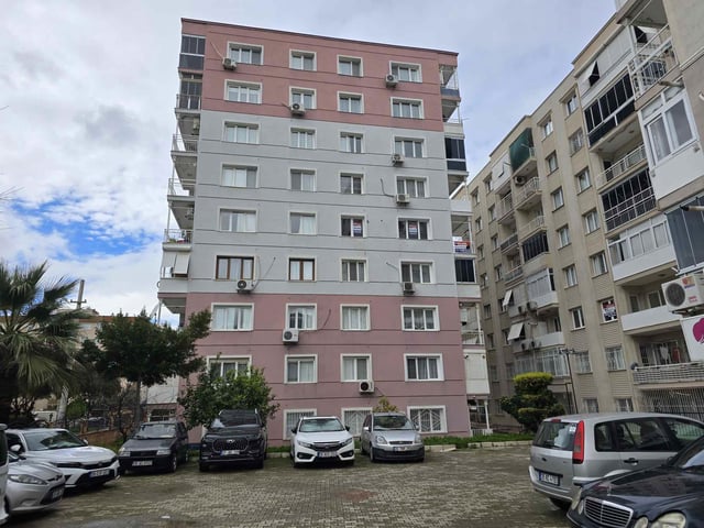 REMAX ARMA'DAN BUCA YILDIZ MAH 3+1 140 M2 ARA KAT KIRALIK DAIRE