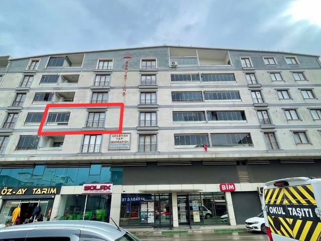 KESTEL KALE MAH. KURTULUŞ CADDESİ'NDE 3+1 SATILIK DAİRE - 155 M2