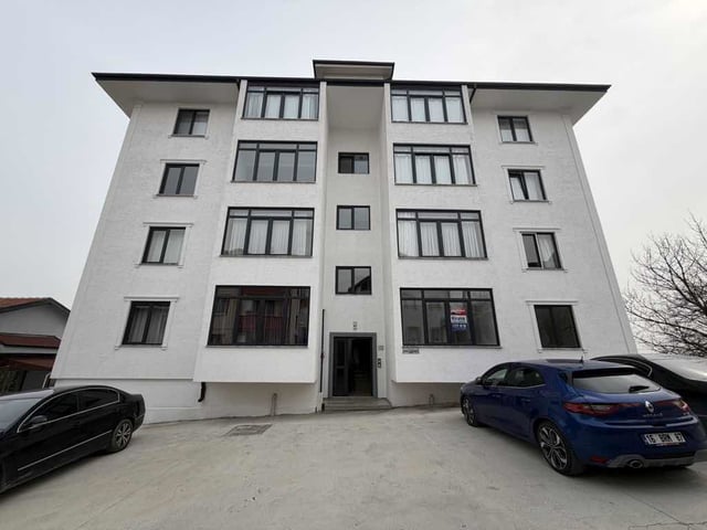 REMAX MAVİ’DEN BEŞKÖPRÜDE KİRALIK 2+1 SIFIR DAİRE