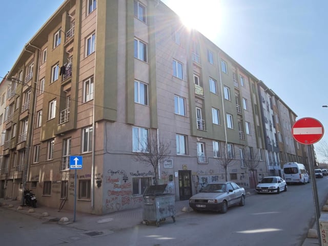 YENIBAĞLAR'DA SATILIK 1+1 DAIRE - ANADOLU ÜNIVERSITESI YAKINI